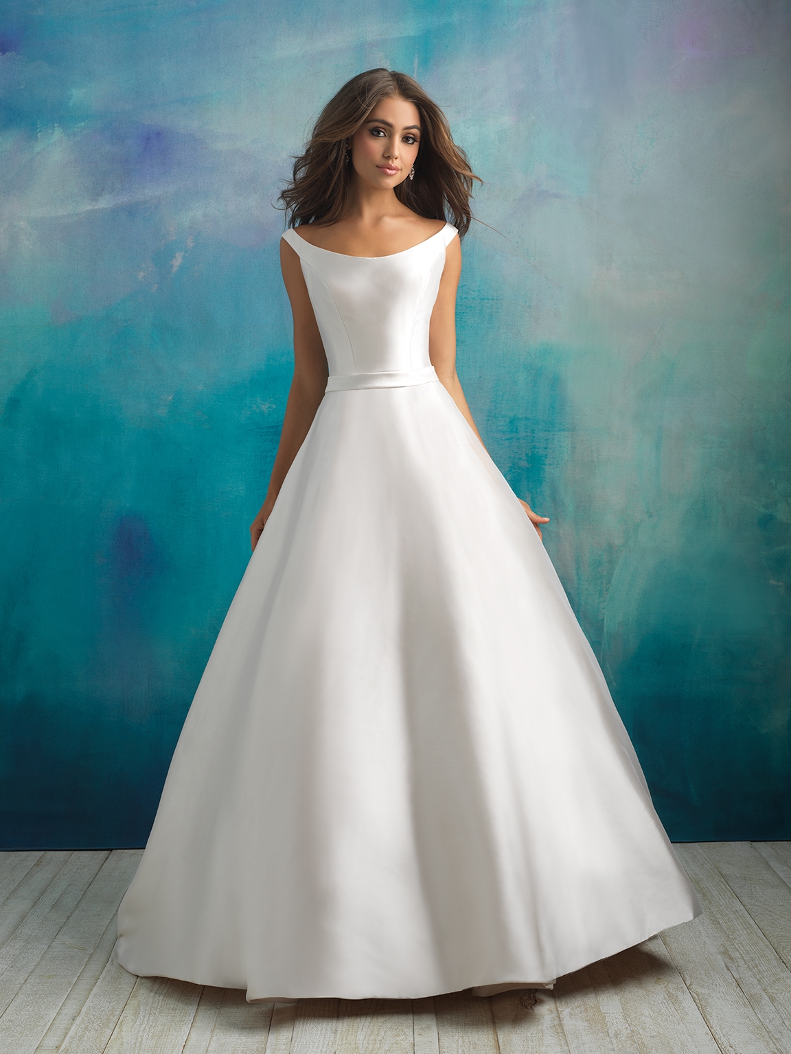 Model wearing a white dress 4